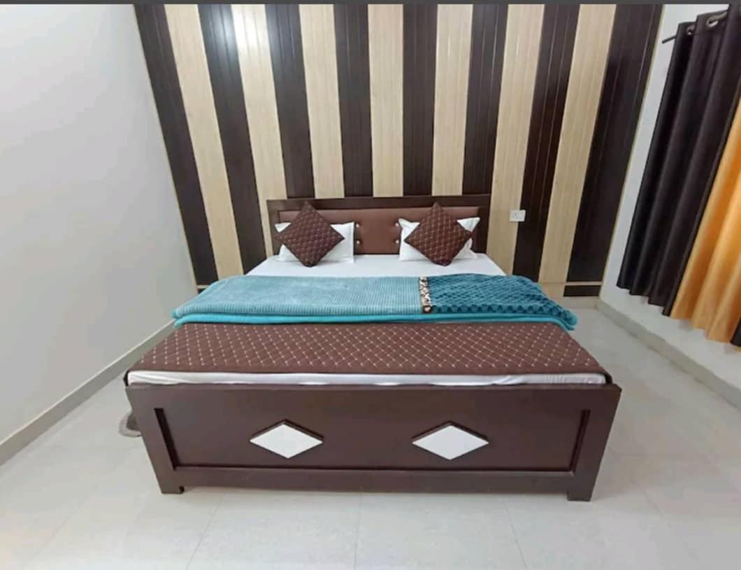 Ramam Hotel By Naavagat 700Mtr From Shri Ram Janambhumi Ayodhya Exterior photo